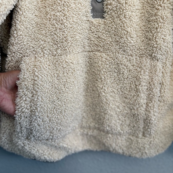 Carbon2Cobalt Snowfall Faux Shearling Pullover Size Small - Picture 5 of 6